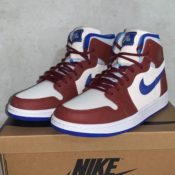 Jordan 1 Zoom Air CMFT Team Red Womens Size 7US - Picture 2 of 9